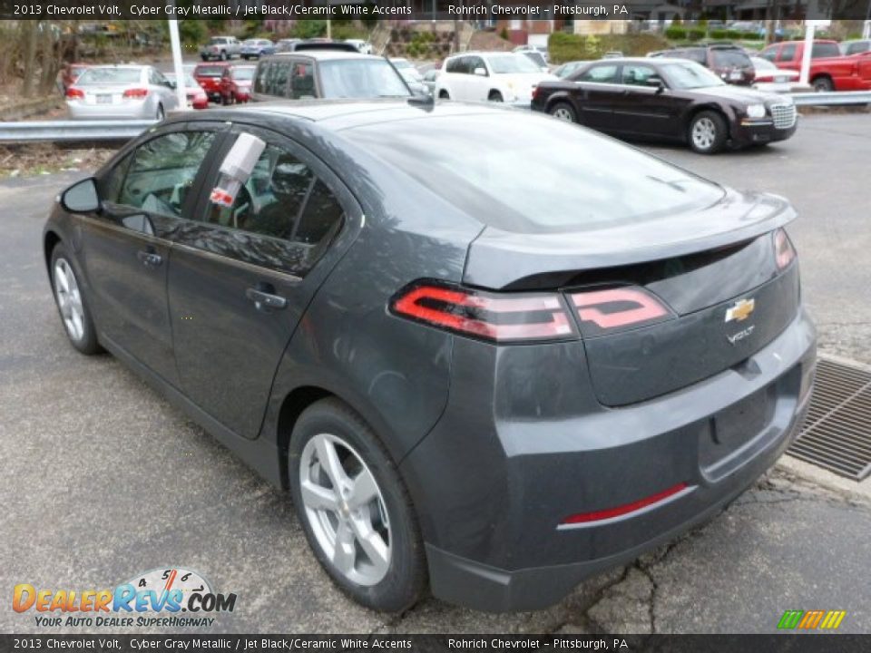 2013 Chevrolet Volt Cyber Gray Metallic / Jet Black/Ceramic White Accents Photo #5