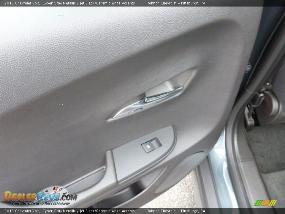 2013 Chevrolet Volt Cyber Gray Metallic / Jet Black/Ceramic White Accents Photo #13