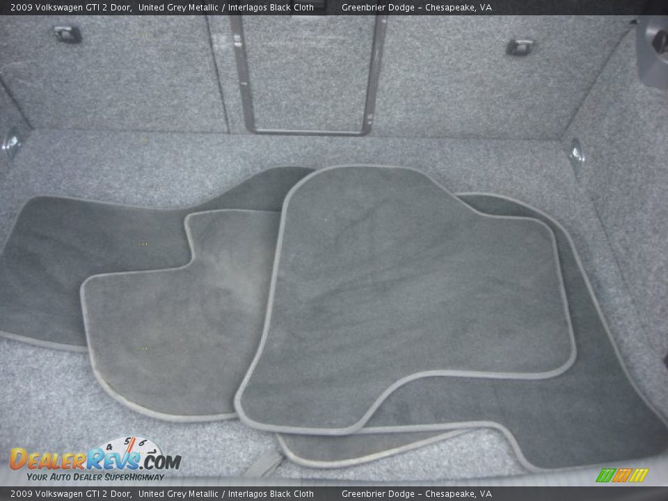 2009 Volkswagen GTI 2 Door United Grey Metallic / Interlagos Black Cloth Photo #14