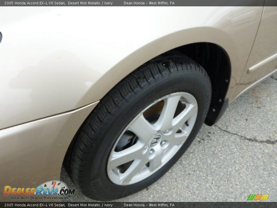 2005 Honda Accord EX-L V6 Sedan Desert Mist Metallic / Ivory Photo #9
