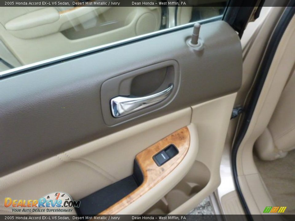 2005 Honda Accord EX-L V6 Sedan Desert Mist Metallic / Ivory Photo #13