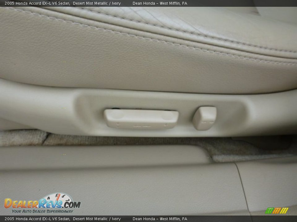 2005 Honda Accord EX-L V6 Sedan Desert Mist Metallic / Ivory Photo #15