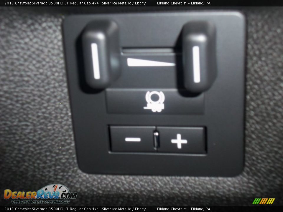 2013 Chevrolet Silverado 3500HD LT Regular Cab 4x4 Silver Ice Metallic / Ebony Photo #27