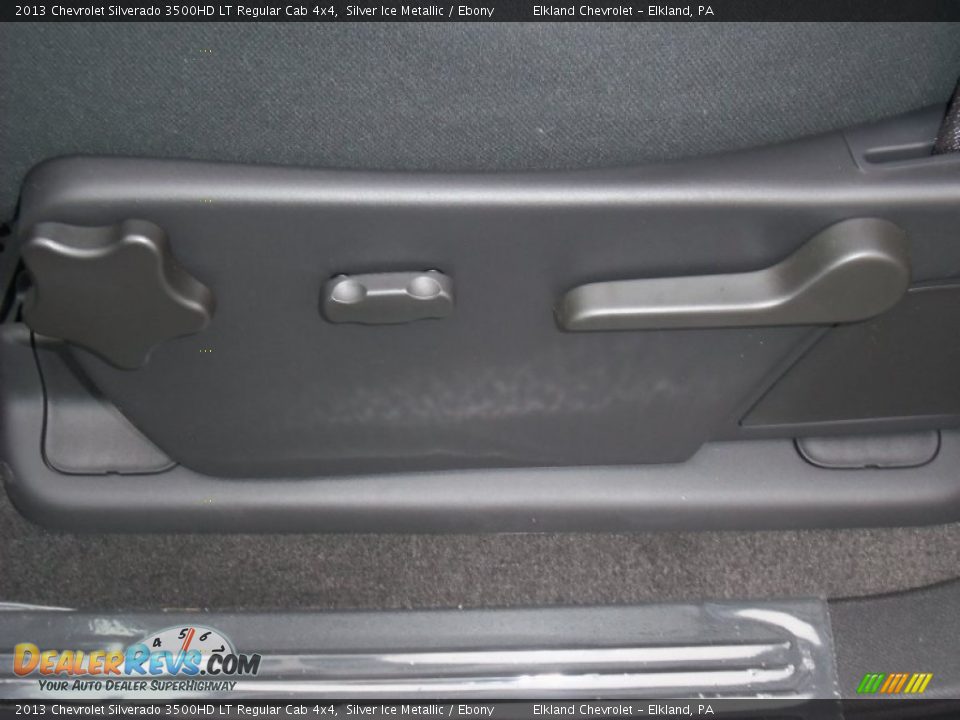 2013 Chevrolet Silverado 3500HD LT Regular Cab 4x4 Silver Ice Metallic / Ebony Photo #29