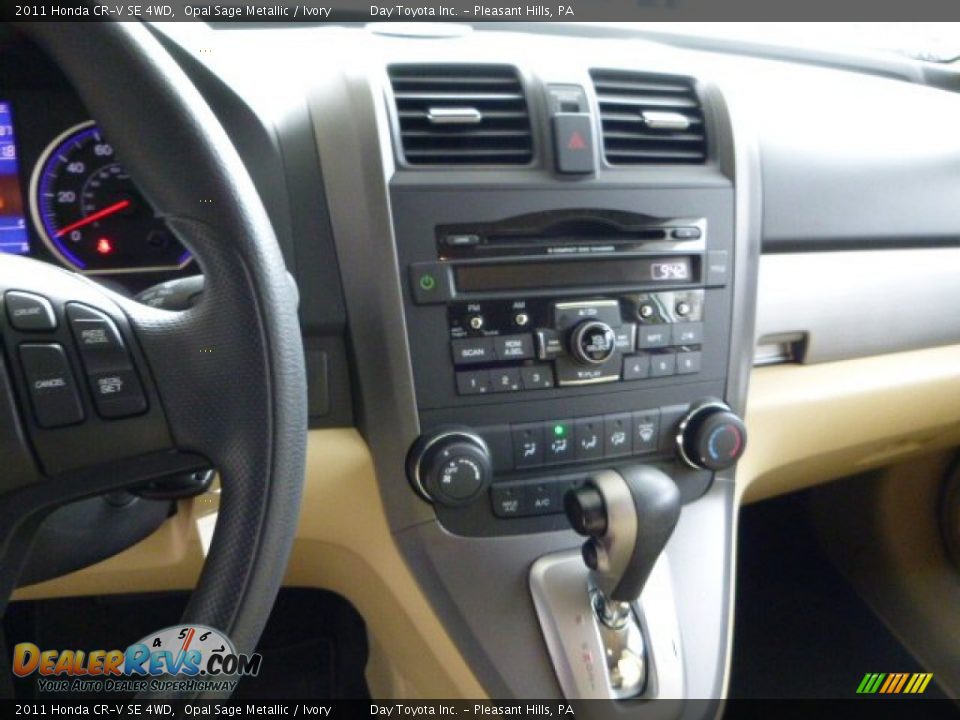 2011 Honda CR-V SE 4WD Opal Sage Metallic / Ivory Photo #18