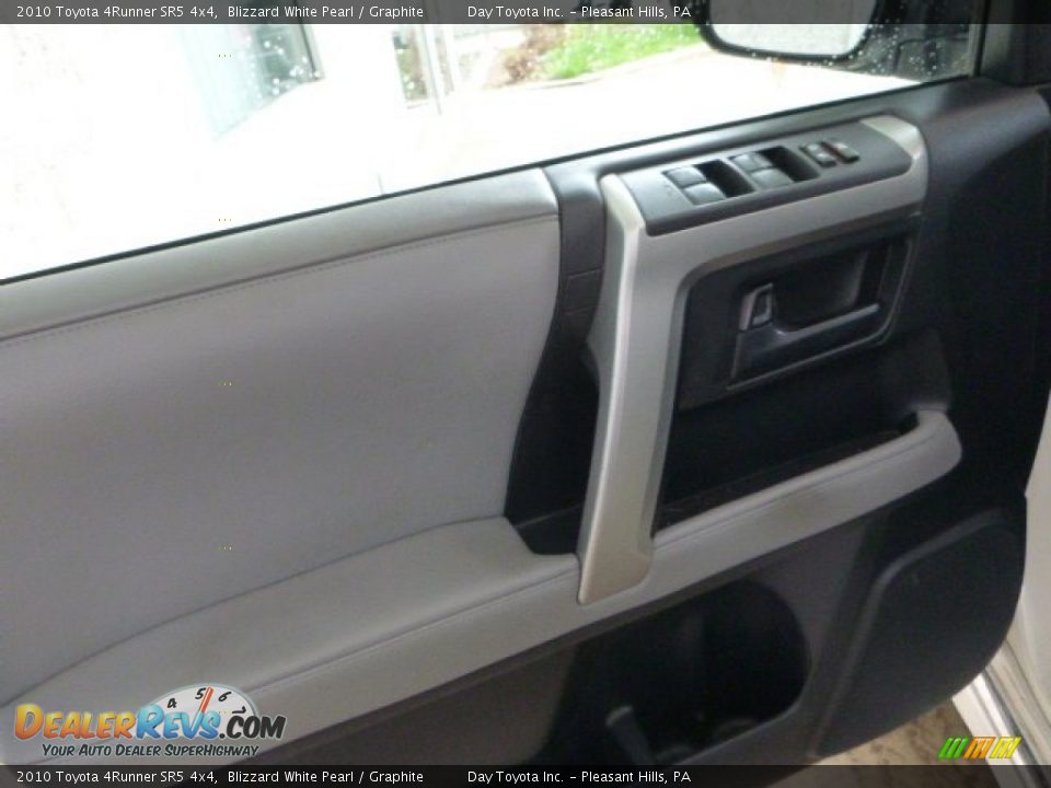 2010 Toyota 4Runner SR5 4x4 Blizzard White Pearl / Graphite Photo #15