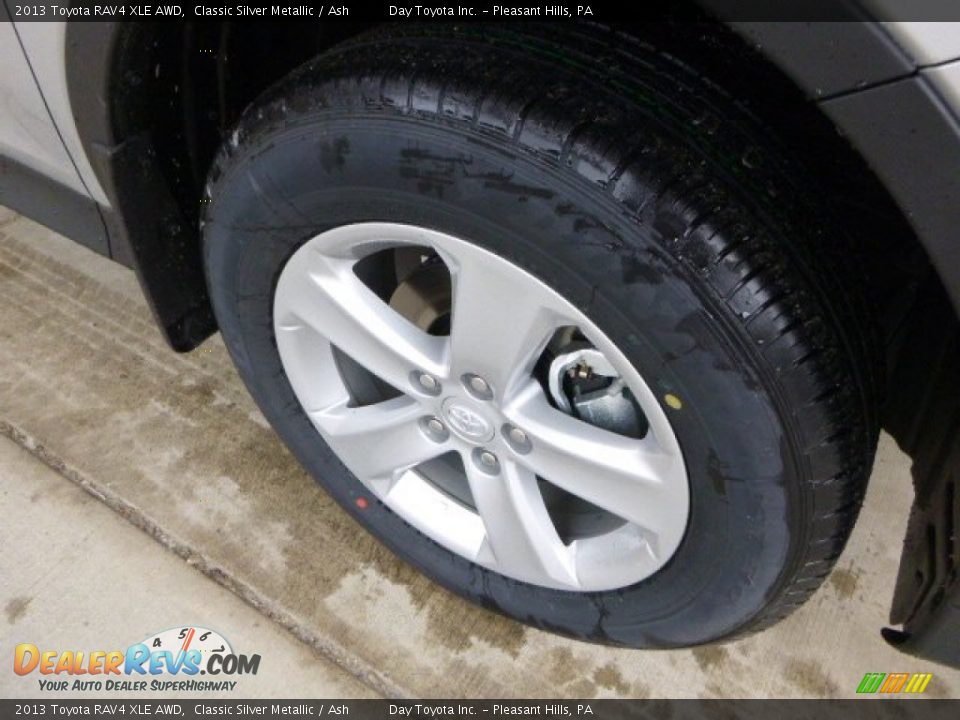 2013 Toyota RAV4 XLE AWD Classic Silver Metallic / Ash Photo #7