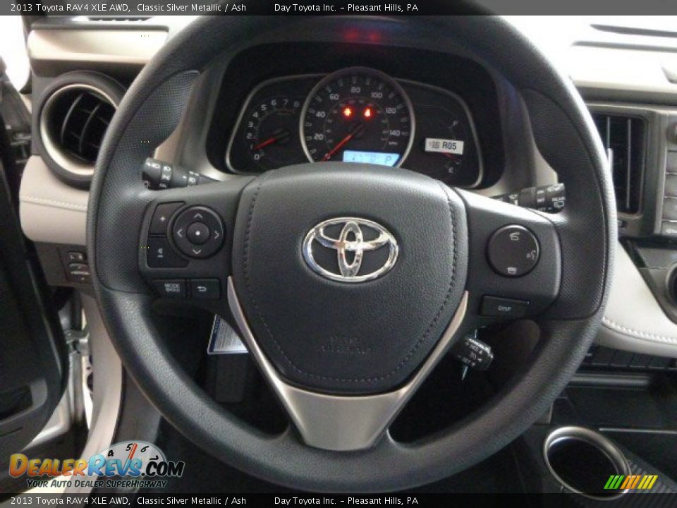 2013 Toyota RAV4 XLE AWD Classic Silver Metallic / Ash Photo #17