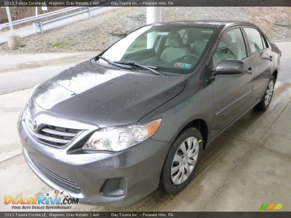 2013 Toyota Corolla LE Magnetic Gray Metallic / Ash Photo #5