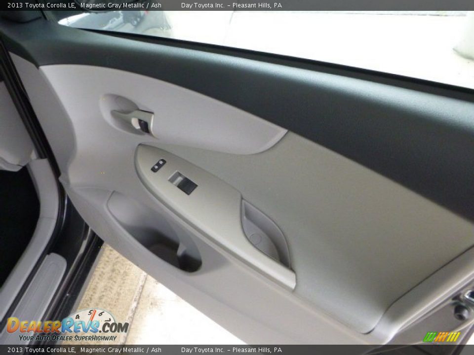 2013 Toyota Corolla LE Magnetic Gray Metallic / Ash Photo #11