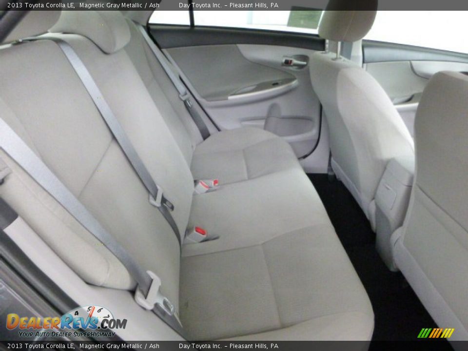 2013 Toyota Corolla LE Magnetic Gray Metallic / Ash Photo #12