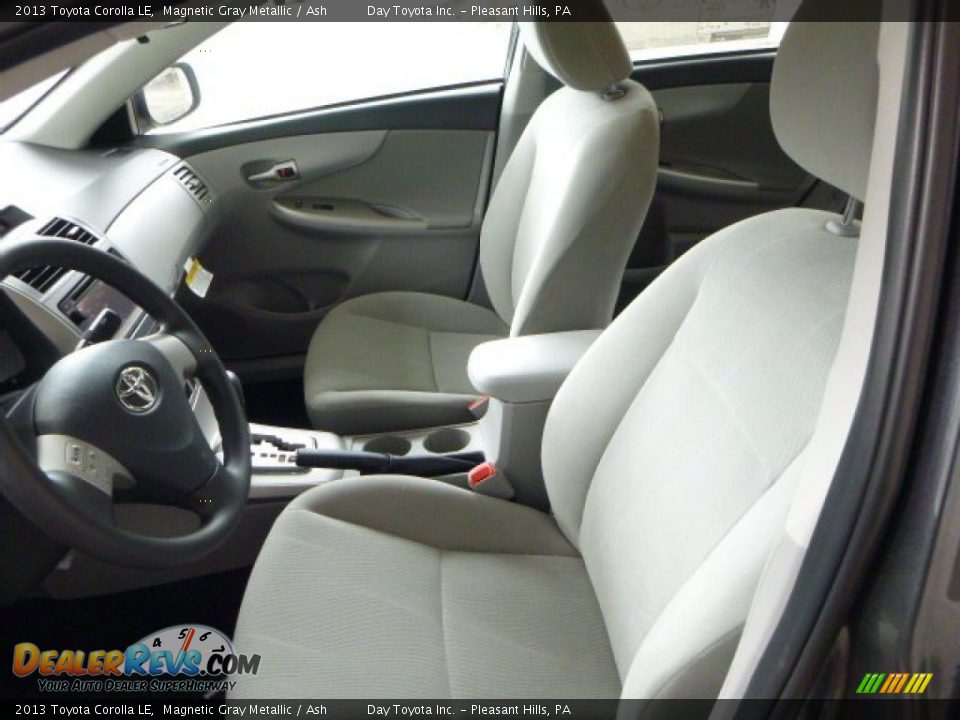2013 Toyota Corolla LE Magnetic Gray Metallic / Ash Photo #13