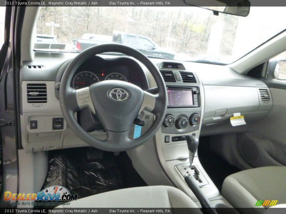 2013 Toyota Corolla LE Magnetic Gray Metallic / Ash Photo #15