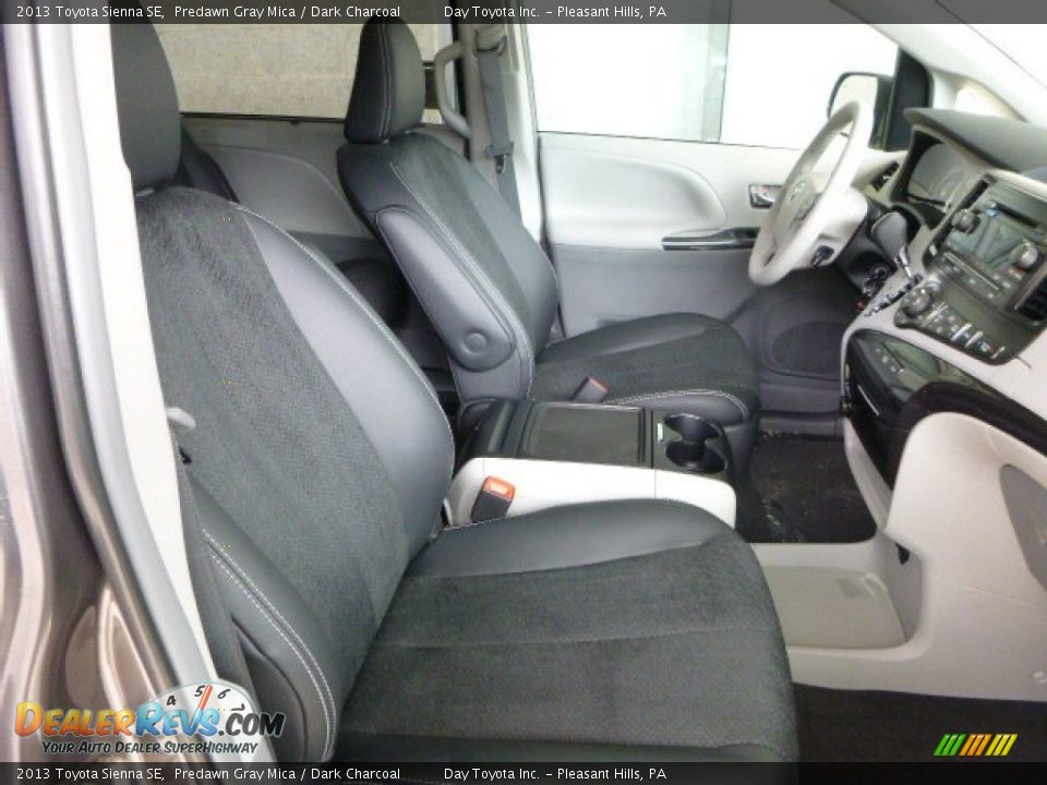 2013 Toyota Sienna SE Predawn Gray Mica / Dark Charcoal Photo #9