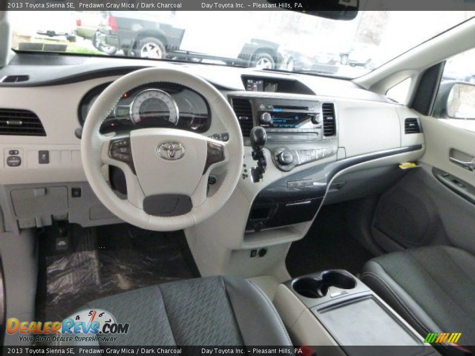 2013 Toyota Sienna SE Predawn Gray Mica / Dark Charcoal Photo #15