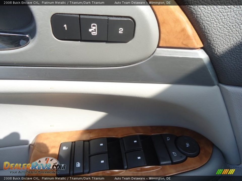 2008 Buick Enclave CXL Platinum Metallic / Titanium/Dark Titanium Photo #15