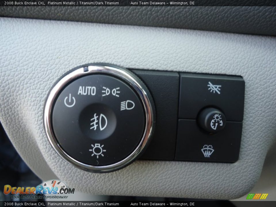 2008 Buick Enclave CXL Platinum Metallic / Titanium/Dark Titanium Photo #16