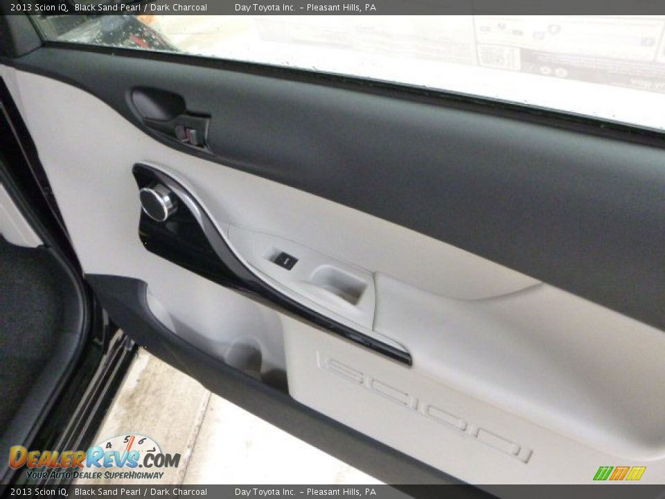 2013 Scion iQ Black Sand Pearl / Dark Charcoal Photo #12