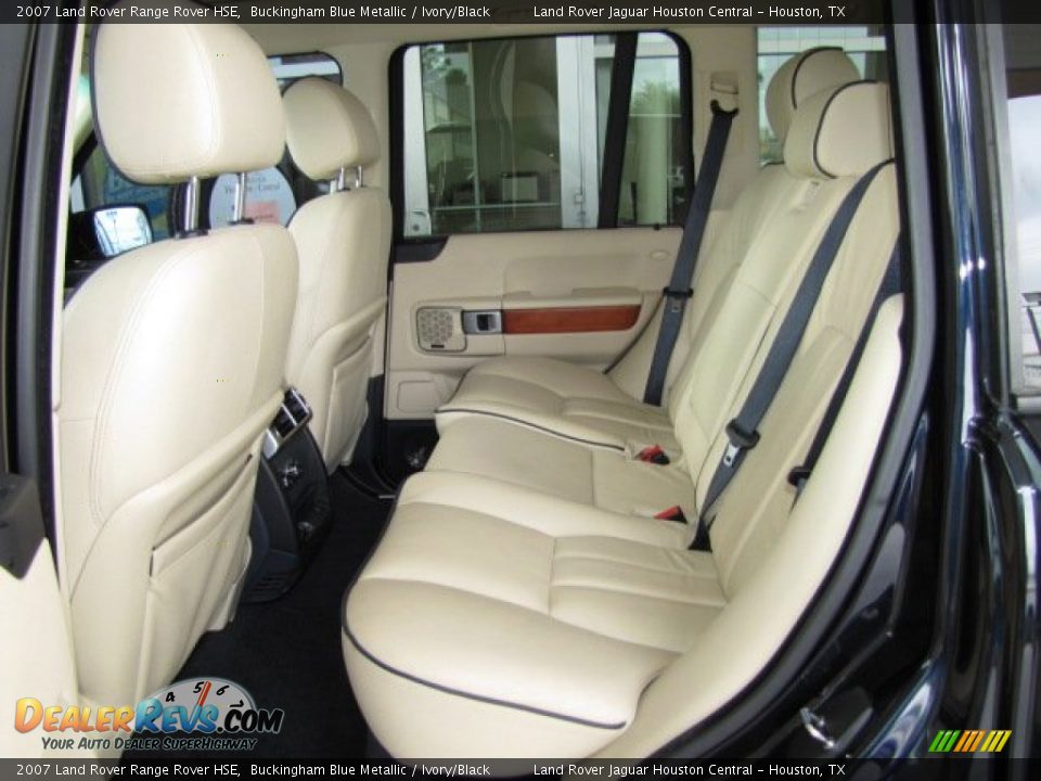 Rear Seat of 2007 Land Rover Range Rover HSE Photo #4
