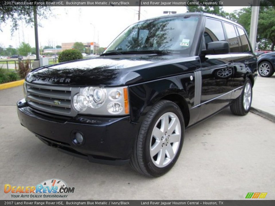 Front 3/4 View of 2007 Land Rover Range Rover HSE Photo #5