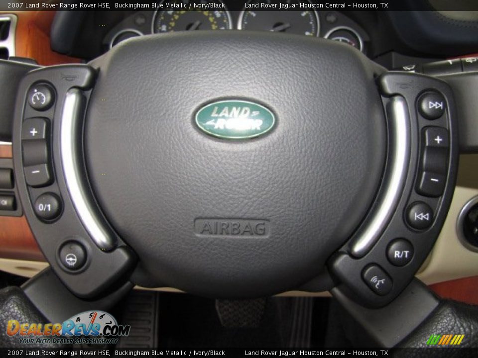 Controls of 2007 Land Rover Range Rover HSE Photo #14