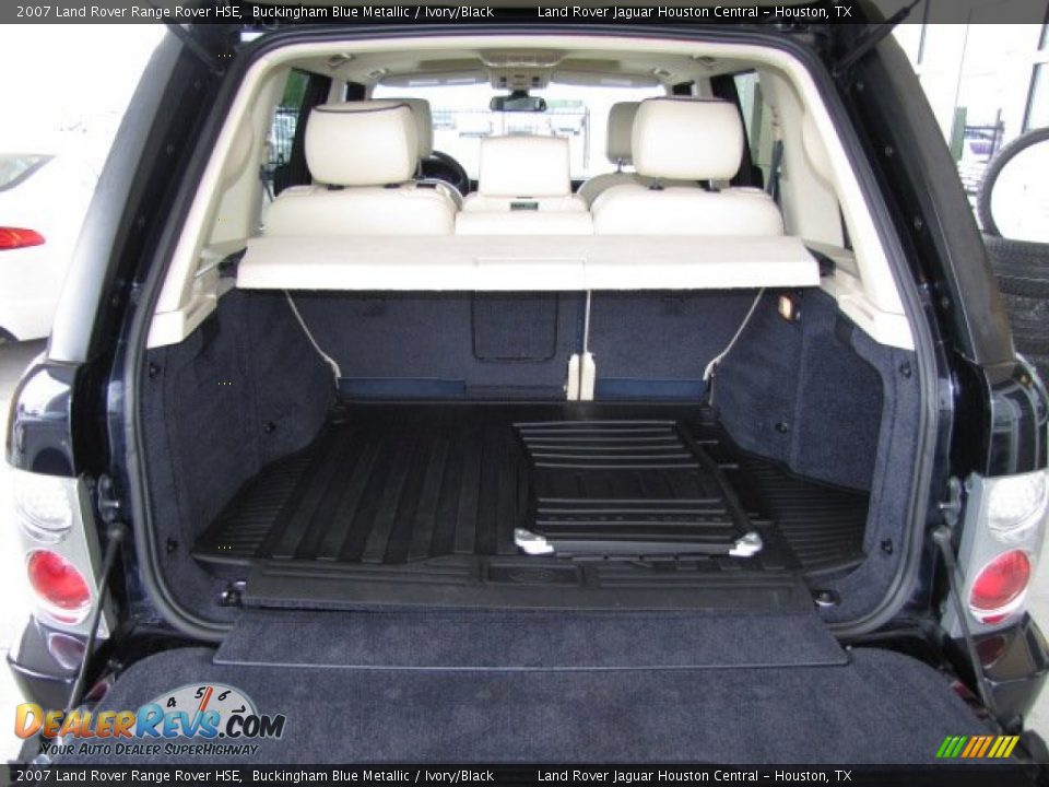 2007 Land Rover Range Rover HSE Trunk Photo #26