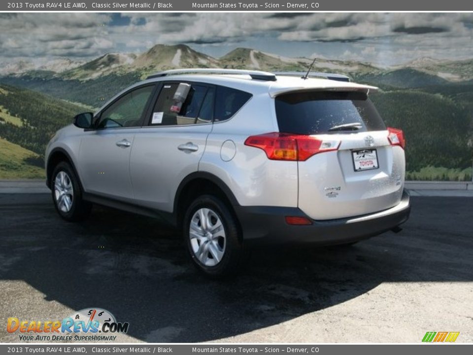 2013 Toyota RAV4 LE AWD Classic Silver Metallic / Black Photo #2