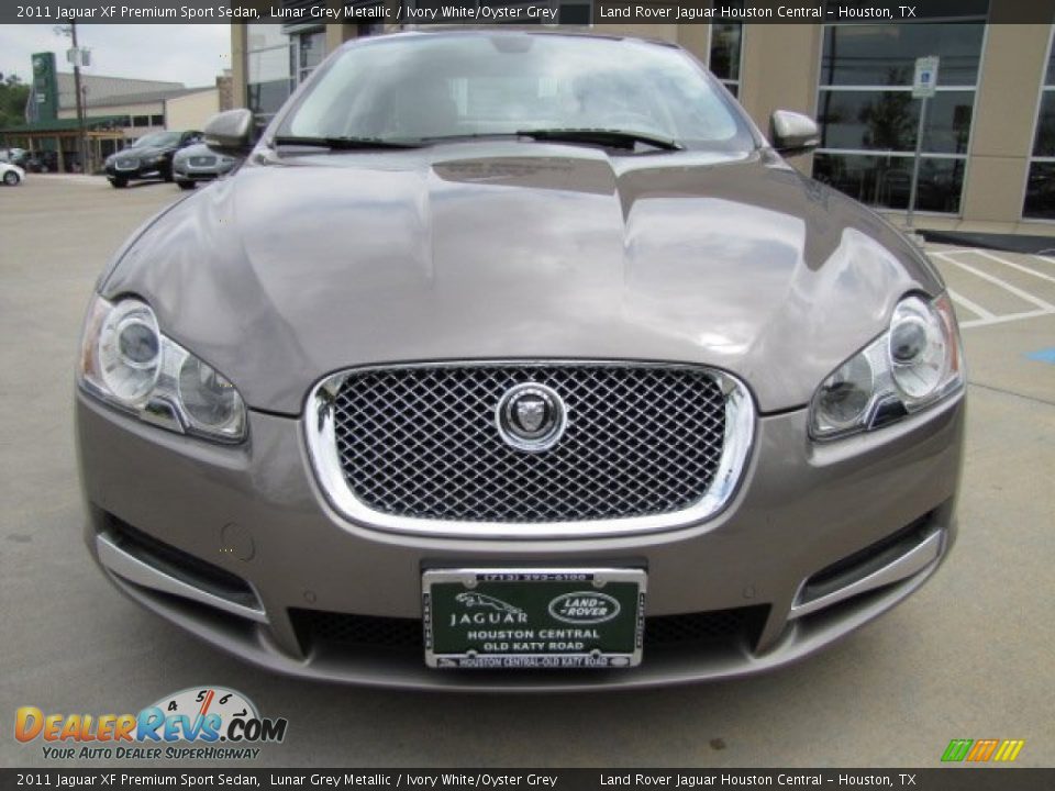 2011 Jaguar XF Premium Sport Sedan Lunar Grey Metallic / Ivory White/Oyster Grey Photo #6