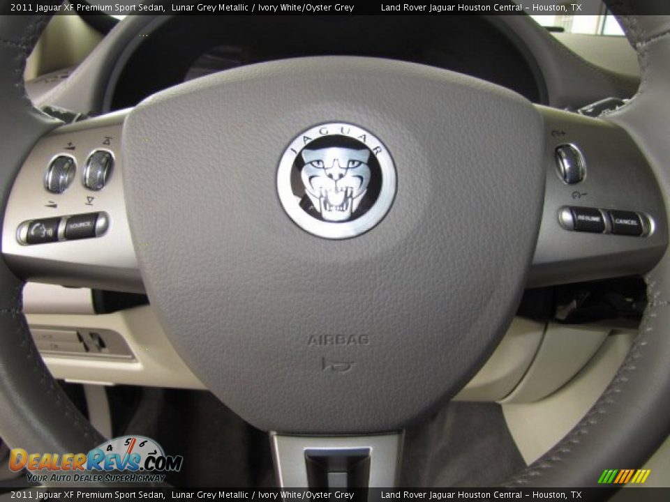 2011 Jaguar XF Premium Sport Sedan Lunar Grey Metallic / Ivory White/Oyster Grey Photo #14
