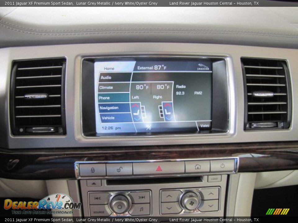 2011 Jaguar XF Premium Sport Sedan Lunar Grey Metallic / Ivory White/Oyster Grey Photo #18