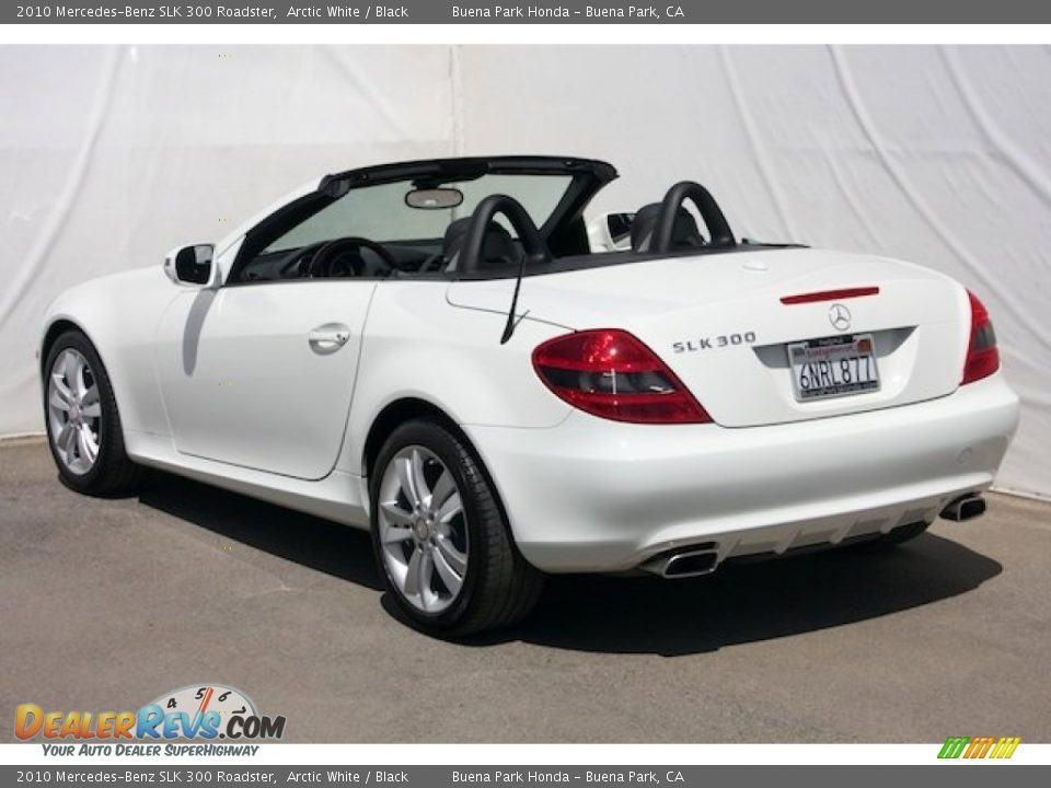 2010 Mercedes-Benz SLK 300 Roadster Arctic White / Black Photo #10