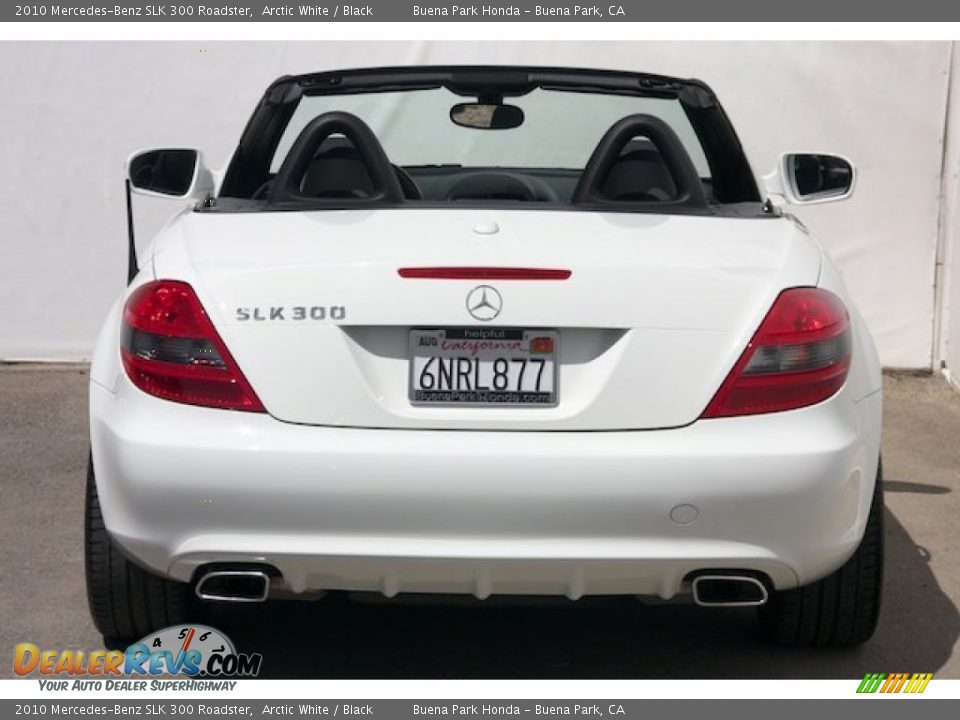 2010 Mercedes-Benz SLK 300 Roadster Arctic White / Black Photo #11