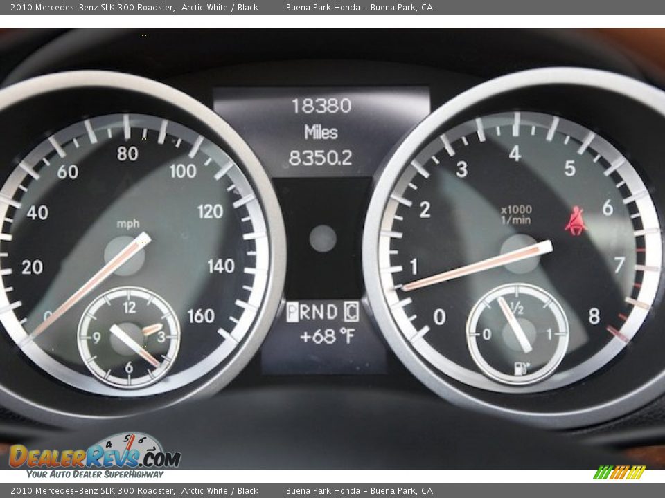 2010 Mercedes-Benz SLK 300 Roadster Arctic White / Black Photo #21