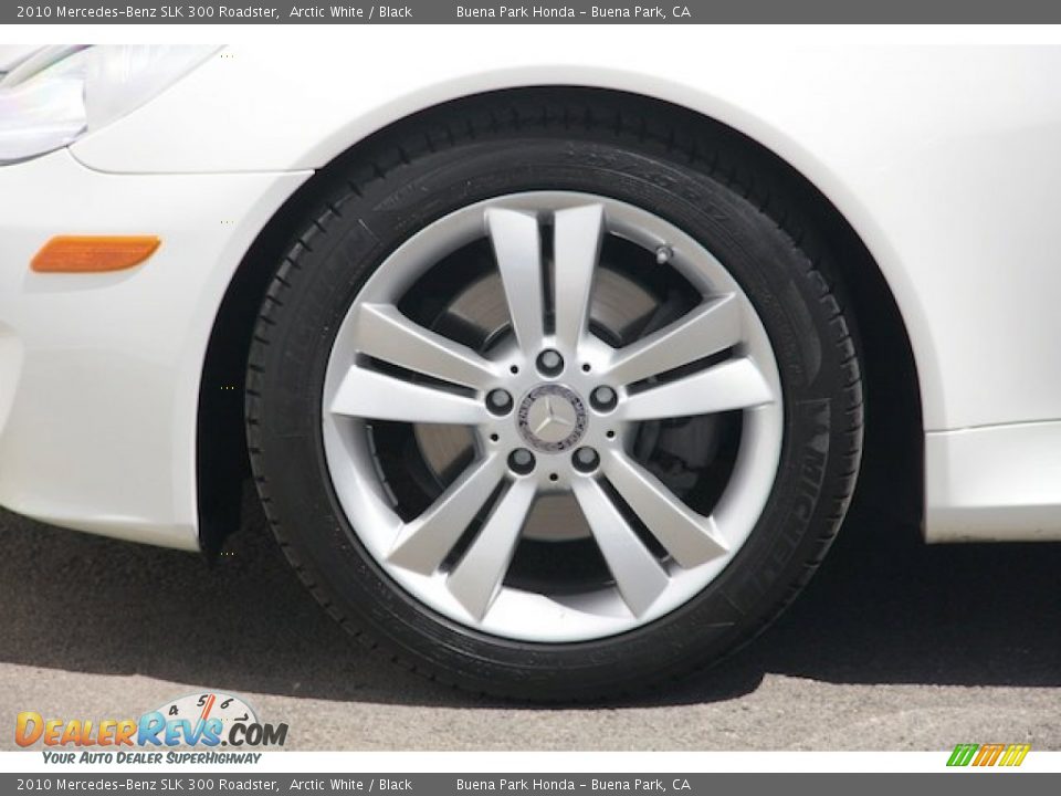 2010 Mercedes-Benz SLK 300 Roadster Arctic White / Black Photo #27
