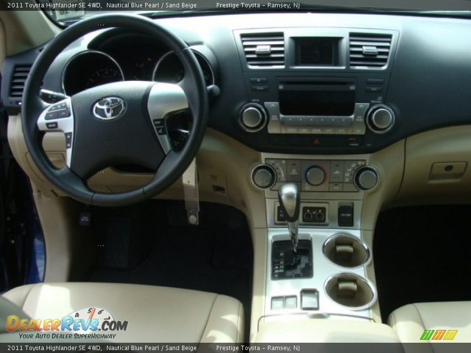 2011 Toyota Highlander SE 4WD Nautical Blue Pearl / Sand Beige Photo #9