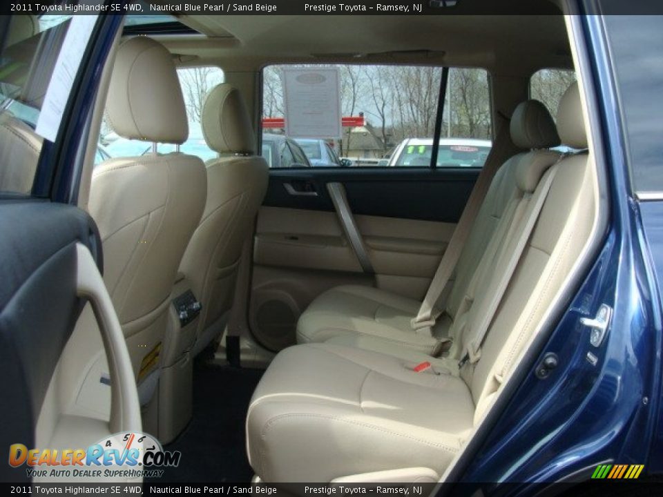 2011 Toyota Highlander SE 4WD Nautical Blue Pearl / Sand Beige Photo #13