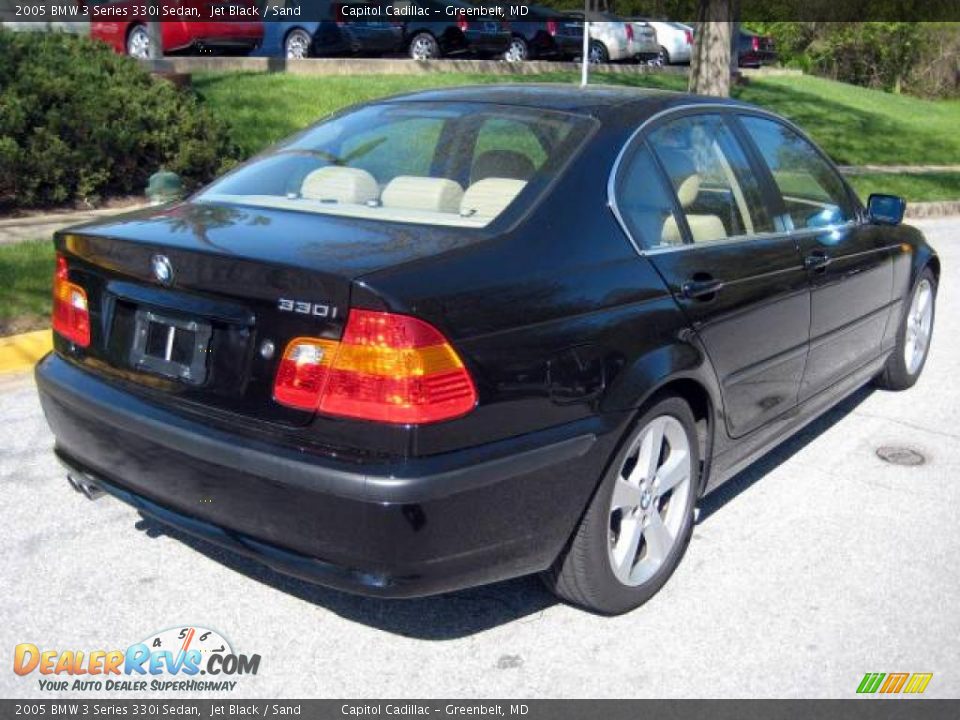 2005 BMW 3 Series 330i Sedan Jet Black / Sand Photo #4