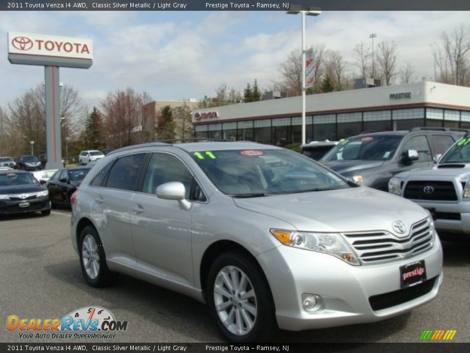 2011 Toyota Venza I4 AWD Classic Silver Metallic / Light Gray Photo #1
