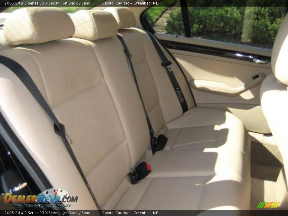 2005 BMW 3 Series 330i Sedan Jet Black / Sand Photo #13