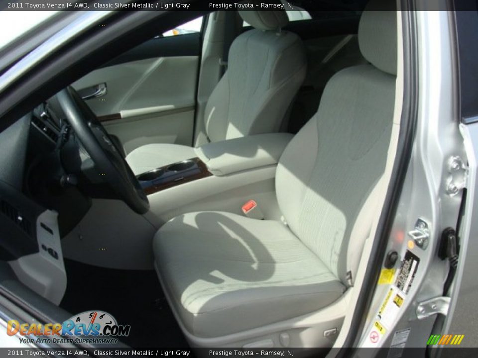 2011 Toyota Venza I4 AWD Classic Silver Metallic / Light Gray Photo #8