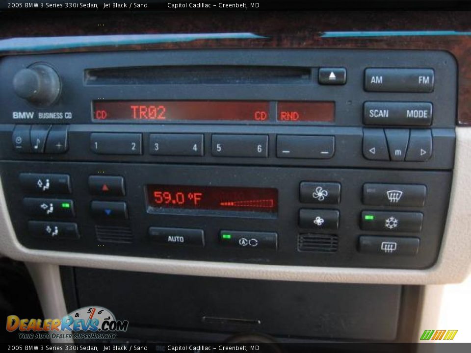 2005 BMW 3 Series 330i Sedan Jet Black / Sand Photo #16