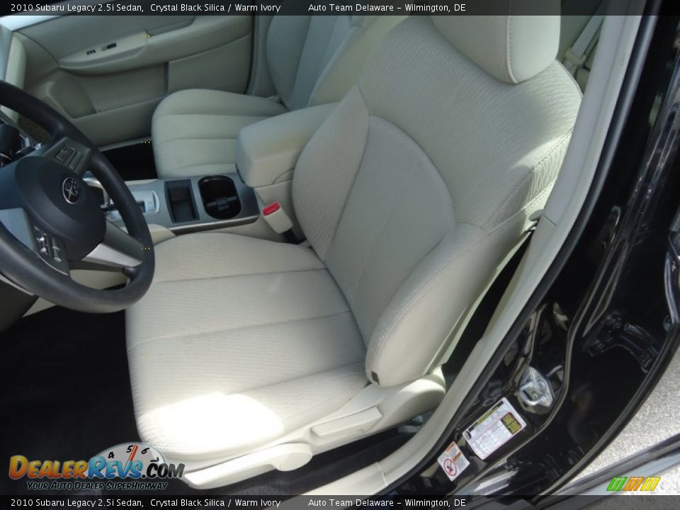 2010 Subaru Legacy 2.5i Sedan Crystal Black Silica / Warm Ivory Photo #12