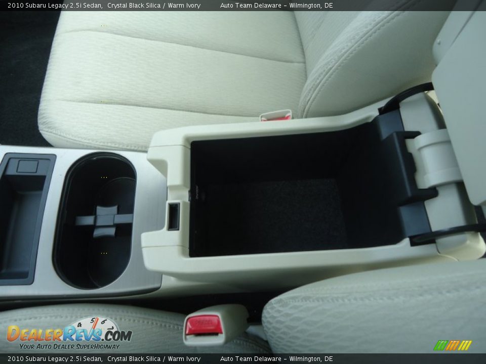 2010 Subaru Legacy 2.5i Sedan Crystal Black Silica / Warm Ivory Photo #29