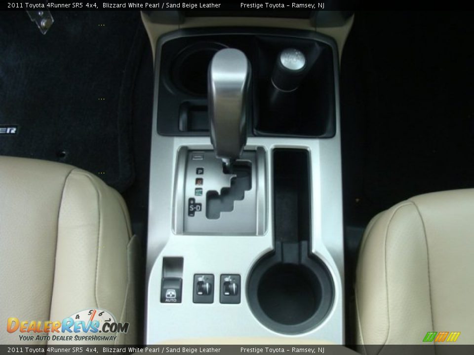 2011 Toyota 4Runner SR5 4x4 Blizzard White Pearl / Sand Beige Leather Photo #12