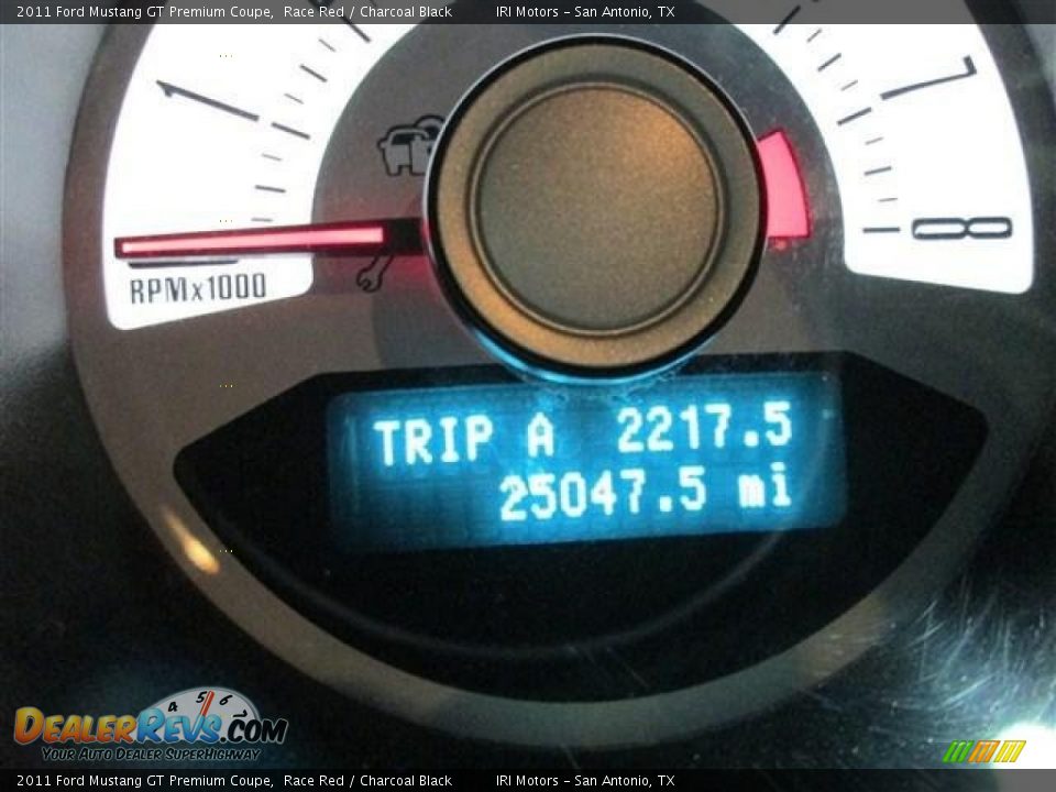 2011 Ford Mustang GT Premium Coupe Race Red / Charcoal Black Photo #12