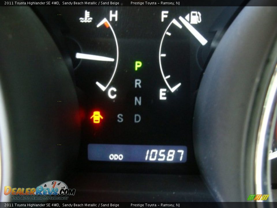 2011 Toyota Highlander SE 4WD Sandy Beach Metallic / Sand Beige Photo #10