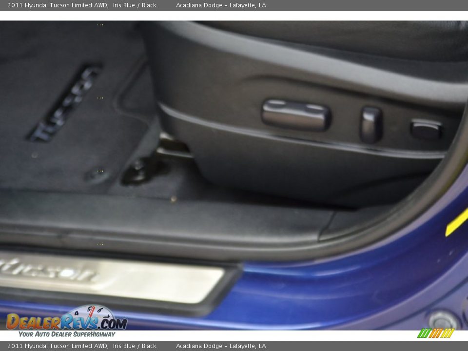 2011 Hyundai Tucson Limited AWD Iris Blue / Black Photo #16