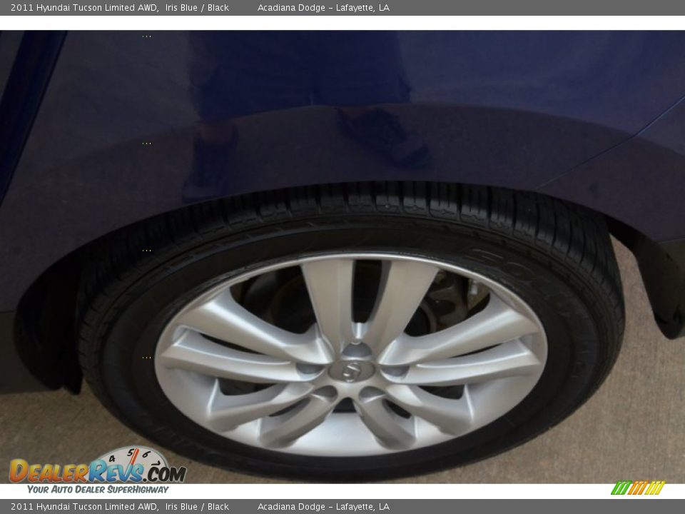 2011 Hyundai Tucson Limited AWD Iris Blue / Black Photo #19