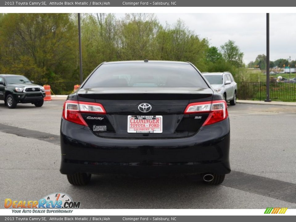 2013 Toyota Camry SE Attitude Black Metallic / Black/Ash Photo #4