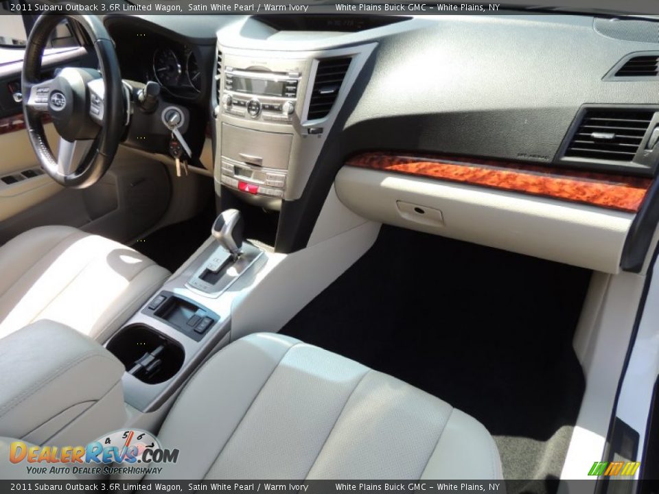 2011 Subaru Outback 3.6R Limited Wagon Satin White Pearl / Warm Ivory Photo #11